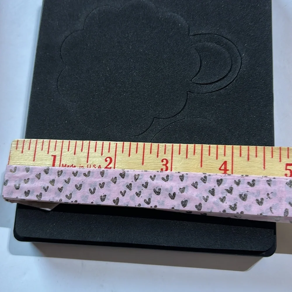 SIZZIX BRENDA PINNICK TAG FLOWER DIE CUT
